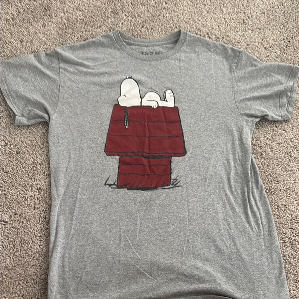 Peanuts Gray T-Shirt with Snoopy Design